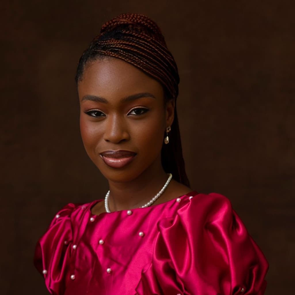 MojubaOluwa Amakurugbonwo